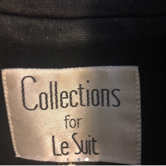 Black blazer - Picture 2 of 2